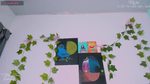 Snapshot of mxsshoney chatting on 09-19-25, 09:22 Sara IG online show from 09-19-25, 09:22