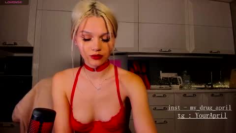 Snapshot of my_april chatting on 01-01-25, 12:43 April online show from 01-01-25, 12:43