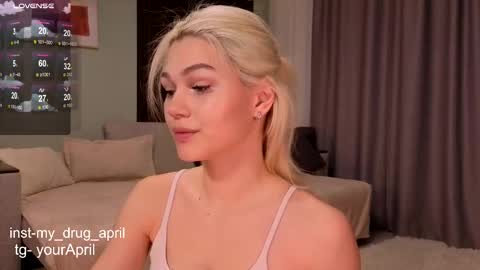 Snapshot of my_april chatting on 09-14-25, 03:16 April online show from 09-14-25, 03:16