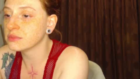     sara      i know you love me xoxox     online show from 10-04-25, 06:11