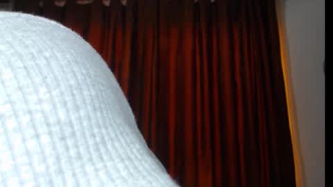     sara      i know you love me xoxox     online show from 03-03-26, 08:15