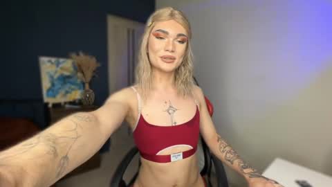 Snapshot of my_muse chatting on 02-06-25, 10:26 Sandra Muse online show from 02-06-25, 10:26