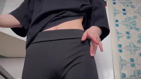 JIN online show from 02-06-26, 11:57