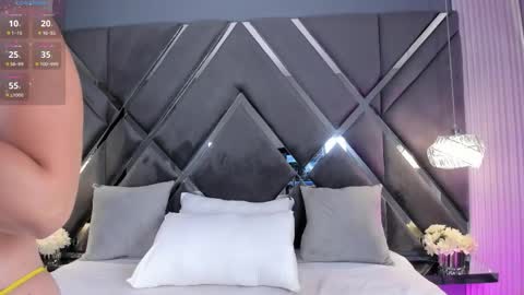 Snapshot of mya_evans chatting on 05-26-26, 11:39 Mariana Evans online show from 05-26-26, 11:39