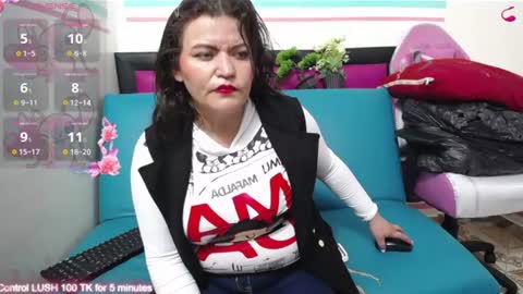 Snapshot of mya_rouse chatting on 07-09-26, 11:58 MYA ROUSE online show from 07-09-26, 11:58