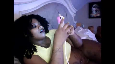 Snapshot of myamedusa chatting on 11-26-25, 12:33 myamedusa online show from 11-26-25, 12:33