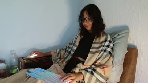 Snapshot of myamillor chatting on 02-22-26, 08:40 myamillor online show from 02-22-26, 08:40