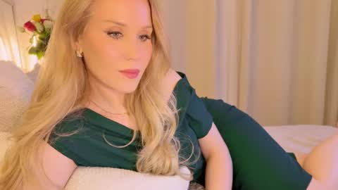 Mya-be Yours P online show from 01-19-25, 10:17