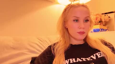 Mya-be Yours P online show from 12-17-25, 10:05