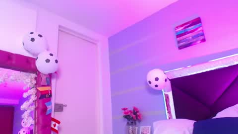 Snapshot of myathtylerth chatting on 06-23-26, 07:01 Mya online show from 06-23-26, 07:01