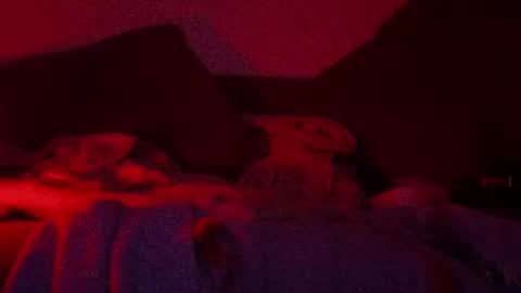 Snapshot of mycloudyalt chatting on 12-20-25, 01:45 mycloudyalt online show from 12-20-25, 01:45