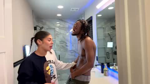 mycreamydreams online show from 01-29-25, 01:05