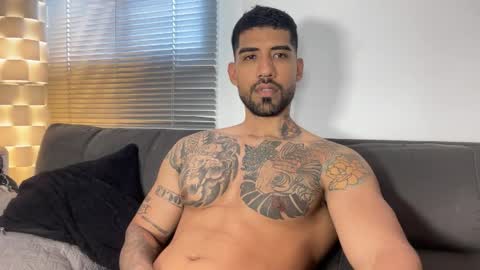 Snapshot of myke_esthetic chatting on 02-08-26, 07:17 Myke esthetic online show from 02-08-26, 07:17