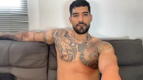 Snapshot of myke_esthetic chatting on 02-21-26, 06:31 Myke esthetic online show from 02-21-26, 06:31