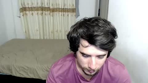 Snapshot of myke_xxx chatting on 10-24-25, 11:56 mike online show from 10-24-25, 11:56