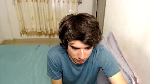 Snapshot of myke_xxx chatting on 11-13-25, 07:57 mike online show from 11-13-25, 07:57