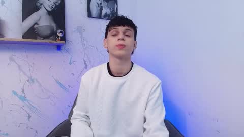 Mykel   online show from 01-06-26, 01:37