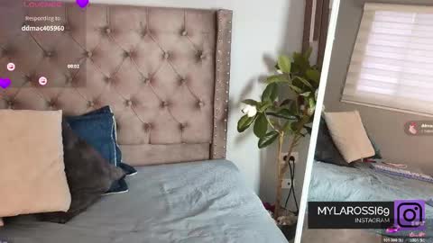 Snapshot of mylarossi chatting on 05-06-26, 04:45 Rossi online show from 05-06-26, 04:45