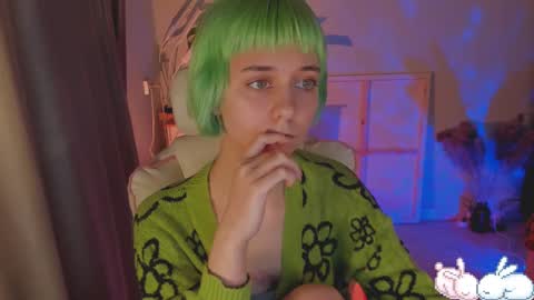 MylaFlores online show from 02-23-25, 04:39