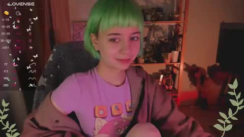 MylaFlores online show from 03-04-25, 01:55