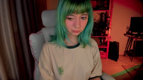 MylaFlores online show from 06-22-26, 11:35