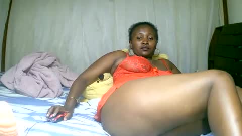 Snapshot of mylindasweet chatting on 01-26-25, 02:41 linda online show from 01-26-25, 02:41