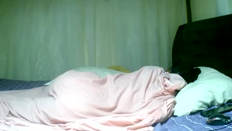 Snapshot of mylindasweet chatting on 02-18-25, 09:53 linda online show from 02-18-25, 09:53