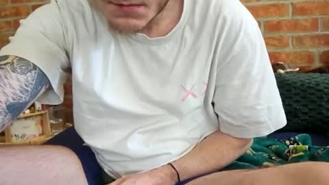 Snapshot of myluxdick chatting on 02-26-26, 08:35 myluxdick online show from 02-26-26, 08:35