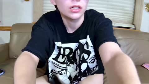 Snapshot of mymindbreaks2 chatting on 12-16-24, 02:38 mymindbreaks online show from 12-16-24, 02:38