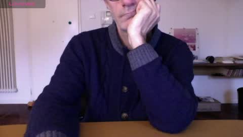 Bi sexy guy lovense hush is on private is open or password show tip if you like. online show from 04-17-26, 04:48