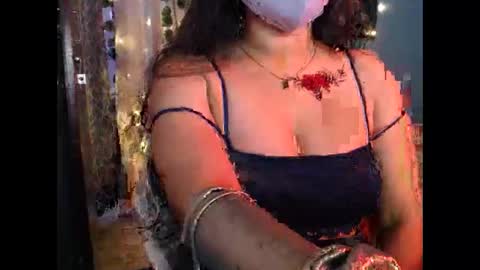 Myra Kannu online show from 05-17-26, 03:08