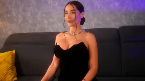 Miryam online show from 03-11-26, 07:36