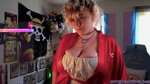 Myrtle Faust online show from 07-04-26, 06:47