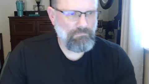 Just hanging out - No pressure online show from 06-07-26, 11:30