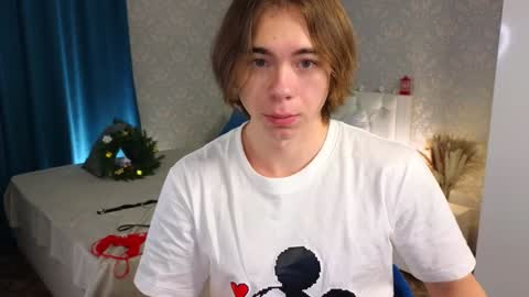 Mickey online show from 12-25-24, 09:43