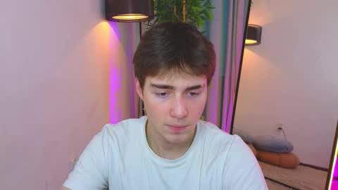 Mickey online show from 03-03-26, 01:50