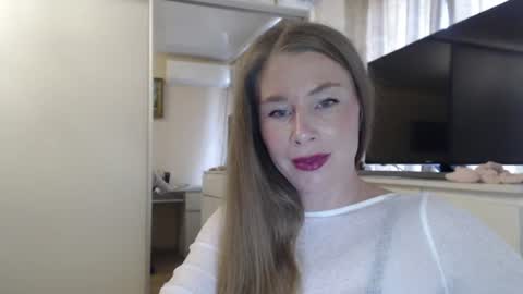 Snapshot of myst_velvet chatting on 07-04-26, 02:23 myst_velvet online show from 07-04-26, 02:23