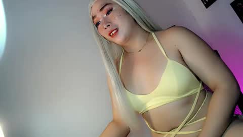 Snapshot of mysterious_kim chatting on 06-07-26, 02:27 kimmy online show from 06-07-26, 02:27