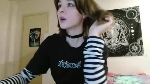 Snapshot of mysterious_toy chatting on 01-12-26, 04:01 Eve online show from 01-12-26, 04:01