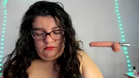 Snapshot of mystery_psique chatting on 06-19-26, 04:00 mystery_psique online show from 06-19-26, 04:00