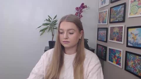 Erica online show from 01-10-25, 12:36