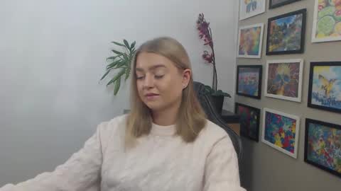 Erica online show from 10-27-25, 08:40