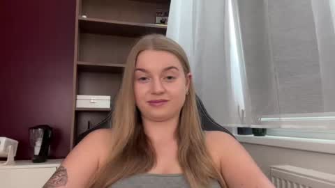 Snapshot of mysteryericax chatting on 07-13-26, 12:41 Erica online show from 07-13-26, 12:41