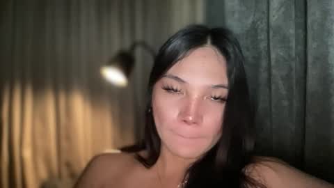 UR GIRL NEXTDOOR online show from 02-05-26, 06:29