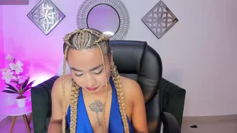mystic_nova_ online show from 05-26-26, 11:28