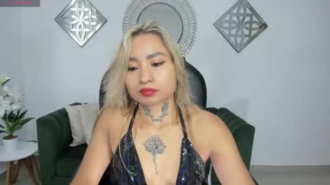 mystic_nova_ online show from 05-30-26, 11:40