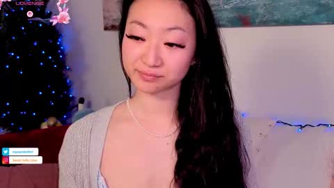 MySweetSofie online show from 12-16-25, 05:07