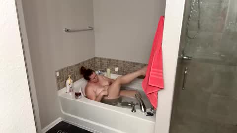 Snapshot of mysweetspot20 chatting on 12-13-25, 11:10 mysweetspot20 online show from 12-13-25, 11:10