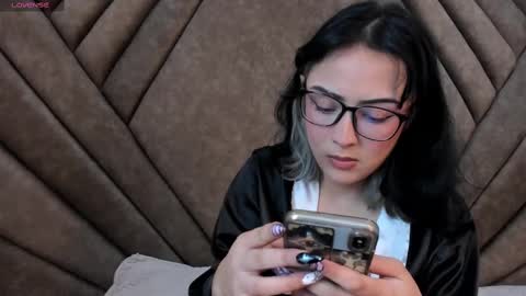 mythicall_girll online show from 11-15-25, 02:53