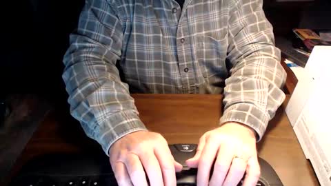 Snapshot of mytimeyourtimeourtime chatting on 12-14-25, 08:57 ItsTime online show from 12-14-25, 08:57